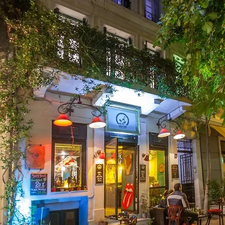 Ground Studio In Bohemian Psiri In The Historic Center-In Vivo Apartments-3